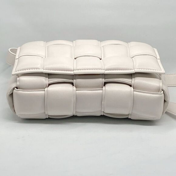 Bottega Veneta The Cassette Padded Leather Crossbody Bag - Picture 8 of 16